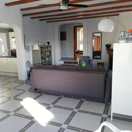 Βίλα Moderna Cerca De La Playa Con Amplia Terraza - Es-373-7 *