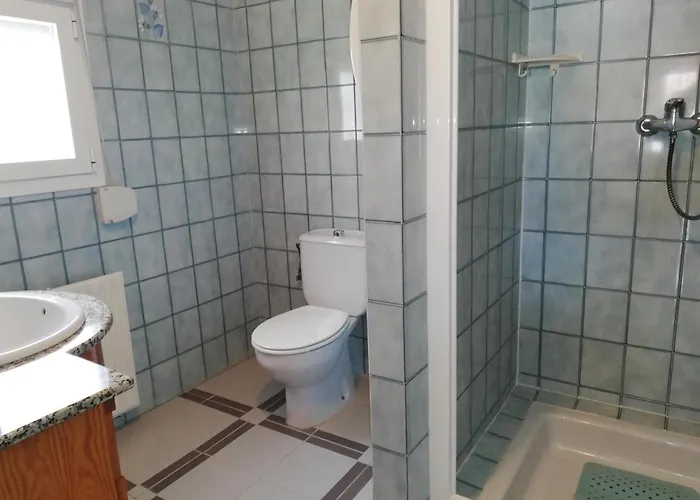 Moderna Cerca De La Playa Con Amplia Terraza - Es-373-7 *